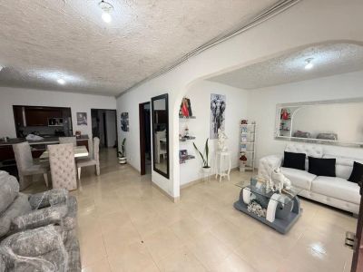 Edificio en Venta en Las granjas, Cali