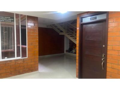 Edificio en Venta en Los cambulos, Cali