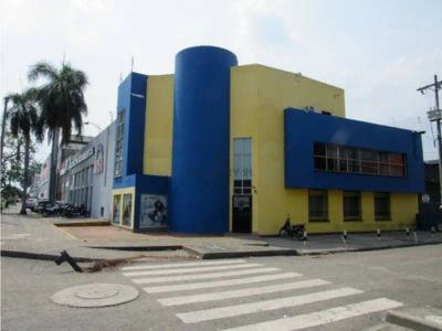 Edificio en Venta en Popular, Cali