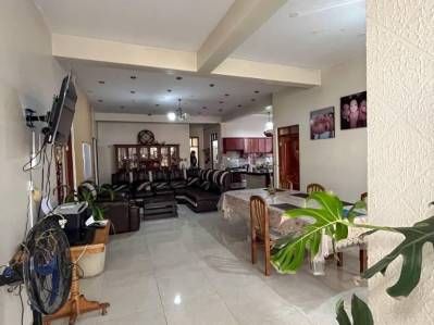 EDIFICIO EN VENTA -VIVIENDA Y COMERCIO Foto 4 de 11