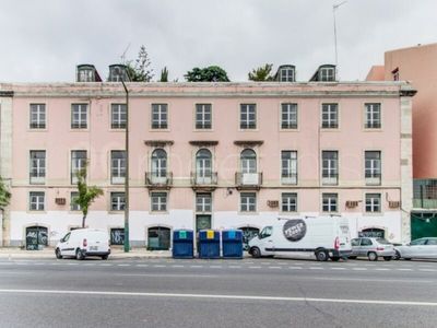 Edifício para comprar em Estrela, Portugal