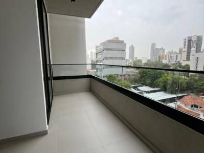 EDIFICIO  PUNTO MOLAS