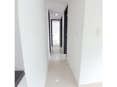 EDIFICIO TORREBELA  APTO 302 Foto 13 de 21