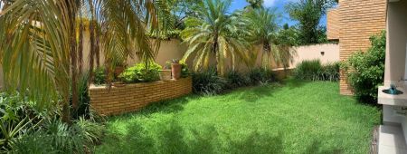 EN ALQUILER – AMPLIO DEPARTAMENTO DÚPLEX EN VILLA MORRA