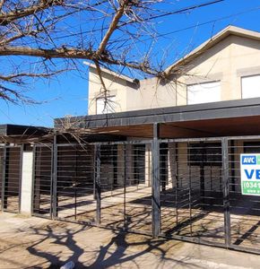 EN ALQUILER- DUPLEX 2 DORM SOBRE AV. FUERZA AÉREA -FUNES