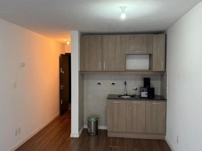 En Alquiler Monoambiente al frente en Parque Rodó Foto 5 de 23