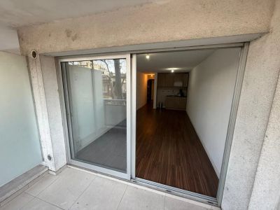 En Alquiler Monoambiente al frente en Parque Rodó Foto 16 de 23