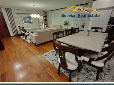EN ALQUILER PRECIOSO DEPARTAMENTO PH DÚPLEX COMPLETAMENTE AMOBLADO EN CALACOTO