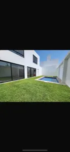 En Delucias en priv con portón eléctrico