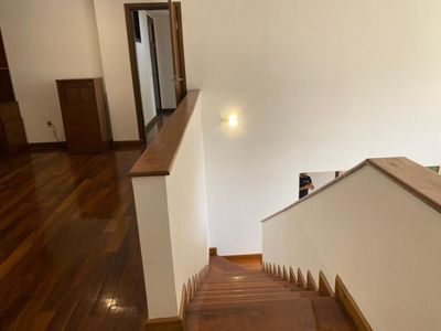 EN VENTA – AMPLIO DEPARTAMENTO DÚPLEX EN VILLA MORRA Foto 8 de 10