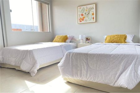 EN VENTA CASA EN BARRIO CERRADO- LUQUE . Foto 4 de 6