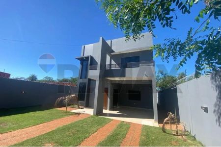 En Venta Casa En Capiata