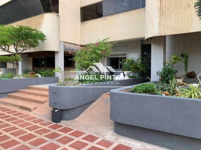 EN VENTA EXCELENTE LOCAL DE OFICINAS EN EL CENTRO EMPRESARIAL DE OCCIDENTE EN MARACAIBO API 7960