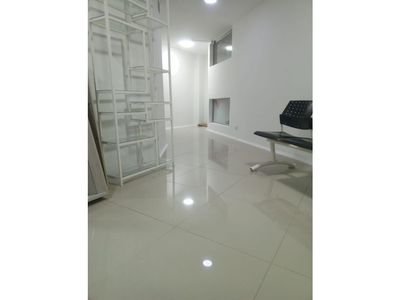 En venta local esquinero en Pereira