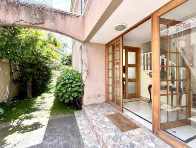 Espectacular casa en venta en San Carlos de Apoquindo Foto 1 de 2