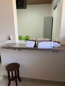  Estudio amoblado + servicios en Pozos 225.000