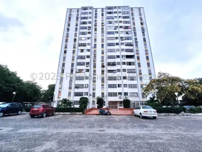 Excelente Apartamento En Venta En Estratégica Ubicación Al Este De Barquisimeto Gabriela C