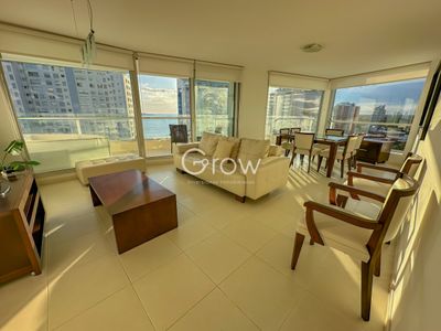 Exclusivo apartamento en Season Tower Foto 2 de 41