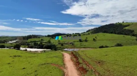 FAZENDA À VENDA - 44 HECTARES - REGIÃO DE POUSO ALEGRE (MG)
