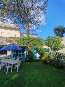 Fernando de la Mora zona Norte! Oferto Hermosa Residencia Foto 2 de 18