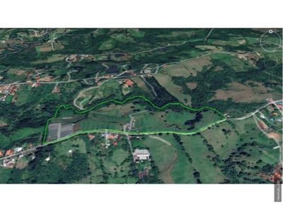 Finca Agrícola con gran potencial en Moravia