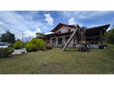 Finca en Venta en Santa Elena, Medellín