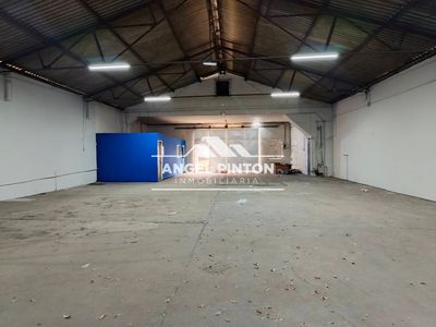 GALPON ALQUILER AV BELLA VISTA MARACAIBO API 7052