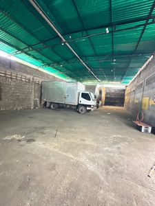 Galpón en Alquiler 82B con Av. 9, Remax Millenium Foto 2 de 5