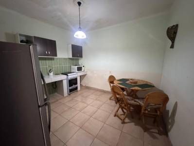 GARZONIER AMOBLADO EN ALQUILER, PRECIO INCLUYE SERVICIOS BASICOS Y WIFI Picture 5 of 13