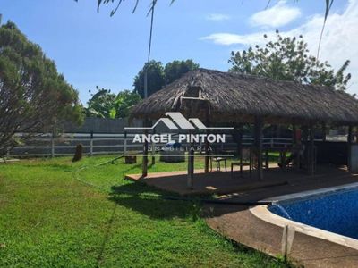 GRANJA VENTA VIA LOS BUCARES MARACAIBO API 583