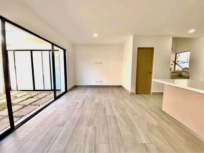  GUACHIPELIN, ESCAZU: ALQUILER DE CASA CON LINEA BLANCA EN CONDOMINIO Foto 4 de 15