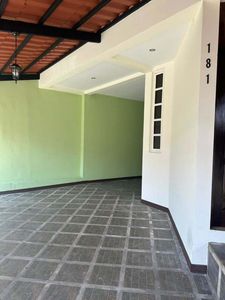  HEREDIA VENTA CASA INDEPENDIENTE 3 PARQUEOS