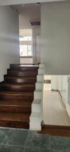  Hermosa Casa Comercial para alquilar en el Poblado Campestre