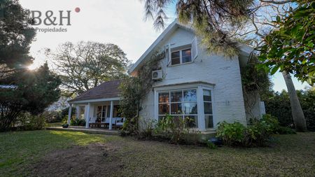 Hermosa Casa en parada 15 de la Mansa - Punta del Este