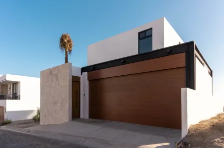 HERMOSA CASA EN VENTA CON VISTA AL MAR