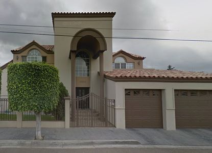 HERMOSA CASA EN VENTA UBICADA EN EL PARAISO, TIJUANA, BAJA CALIFRONIA