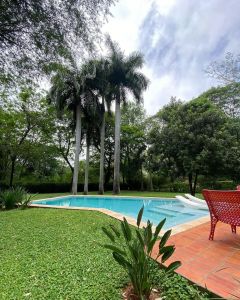 HERMOSA Y CALIDA CASA EN SURUBI´I