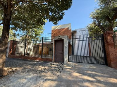 Hermosa y Moderna Casa en Venta