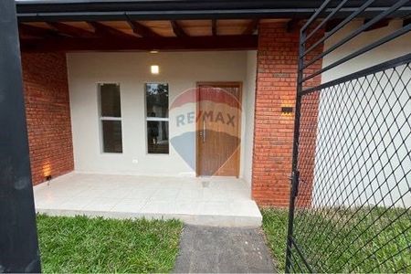 HERMOSO CHALET A ESTRENAR EN LUQUE BARRIO CAÑADA GARAY Foto 1 de 10