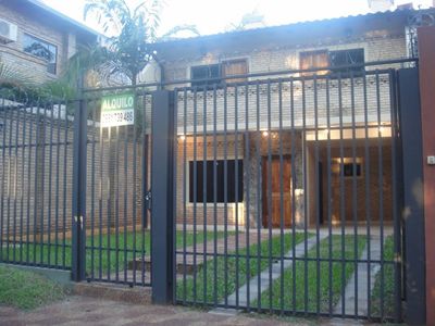 HERMOSO DUPLEX DE 3 DORMITORIOS EN LAMBARE ZONA SUPER EL PUEBLO
