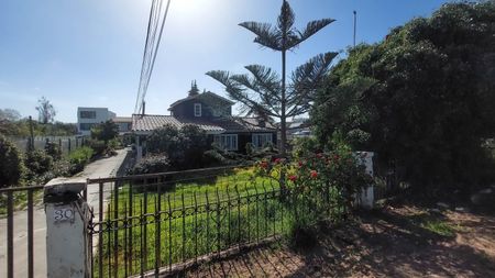 HUERTO 30  G.GONZALES C/ LOS JARDINES 1850M2 INCL CASA 5D/2B