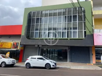 Imovel comercial no centro a 30 metros da Av Brasil