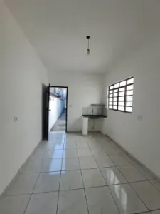 Imóvel para aluguel possui 40 metros quadrados com 1 quarto em Mutinga - Osasco - SP Imagem 1 de 12