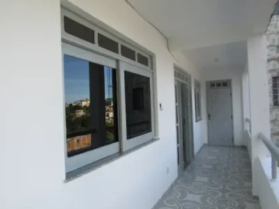 Imóvel para aluguel tem 70 metros quadrados com 3 quartos em Saboeiro - Salvador - BA