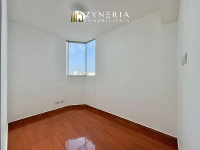 Impecable Departamento en Piso 12 c/ vista panorámica en Av Sucre, Magdalena Foto 24 de 59