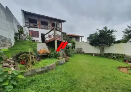 Imperdível oportunidade: Casa à venda em Florianópolis-SC, bairro Carvoeira, 6 quartos, 2 suítes, 3