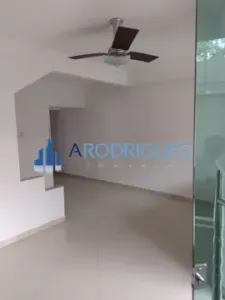 Imperdível oportunidade: Casa à venda em Salvador-BA, no Jardim das Margaridas, com 2 quartos, 2 suí