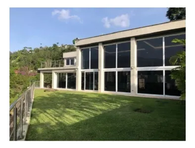 Increible Casa En Venta Cerro Verde