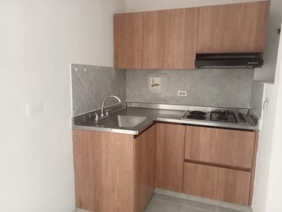Inmueble en Arriendo, Apartamento en Envigado, Los Naranjos Foto 3 de 8