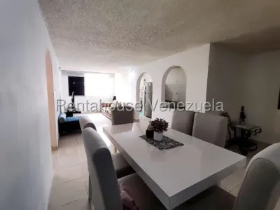 Jean Pavon Tiene Excelente Apartamento En Venta En El Este De Barquisimeto Lara 2 7 8 7